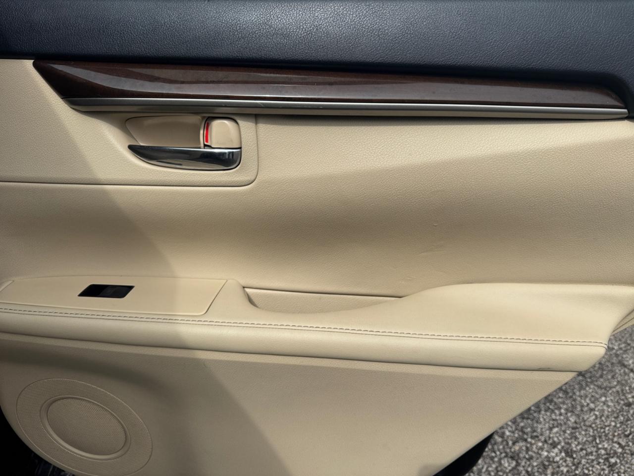 Lexus ES 350 4dr Sdn 2014