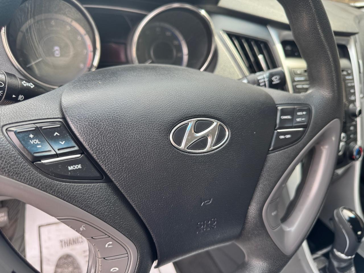 Hyundai Sonata 4dr Sdn 2.4L Auto GLS 2013