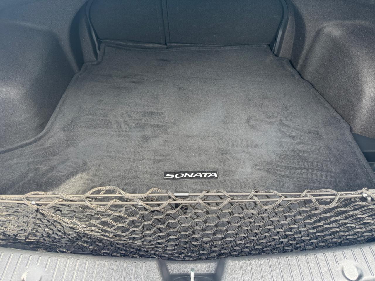 Hyundai Sonata 4dr Sdn 2.4L Auto GLS 2013