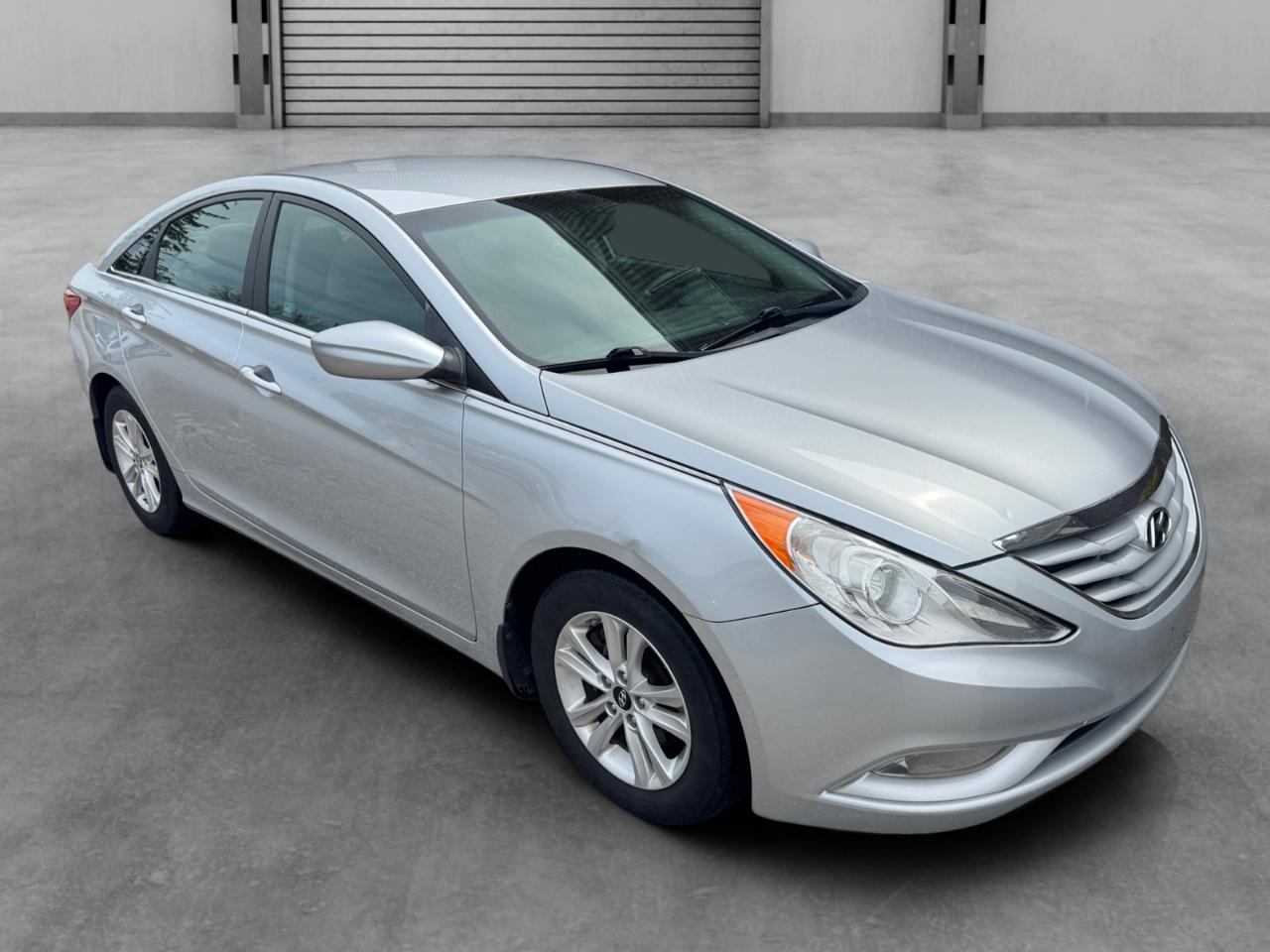 Hyundai Sonata 4dr Sdn 2.4L Auto GLS 2013