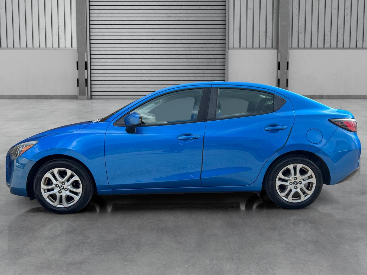 Toyota Yaris iA Auto (Natl) 2017