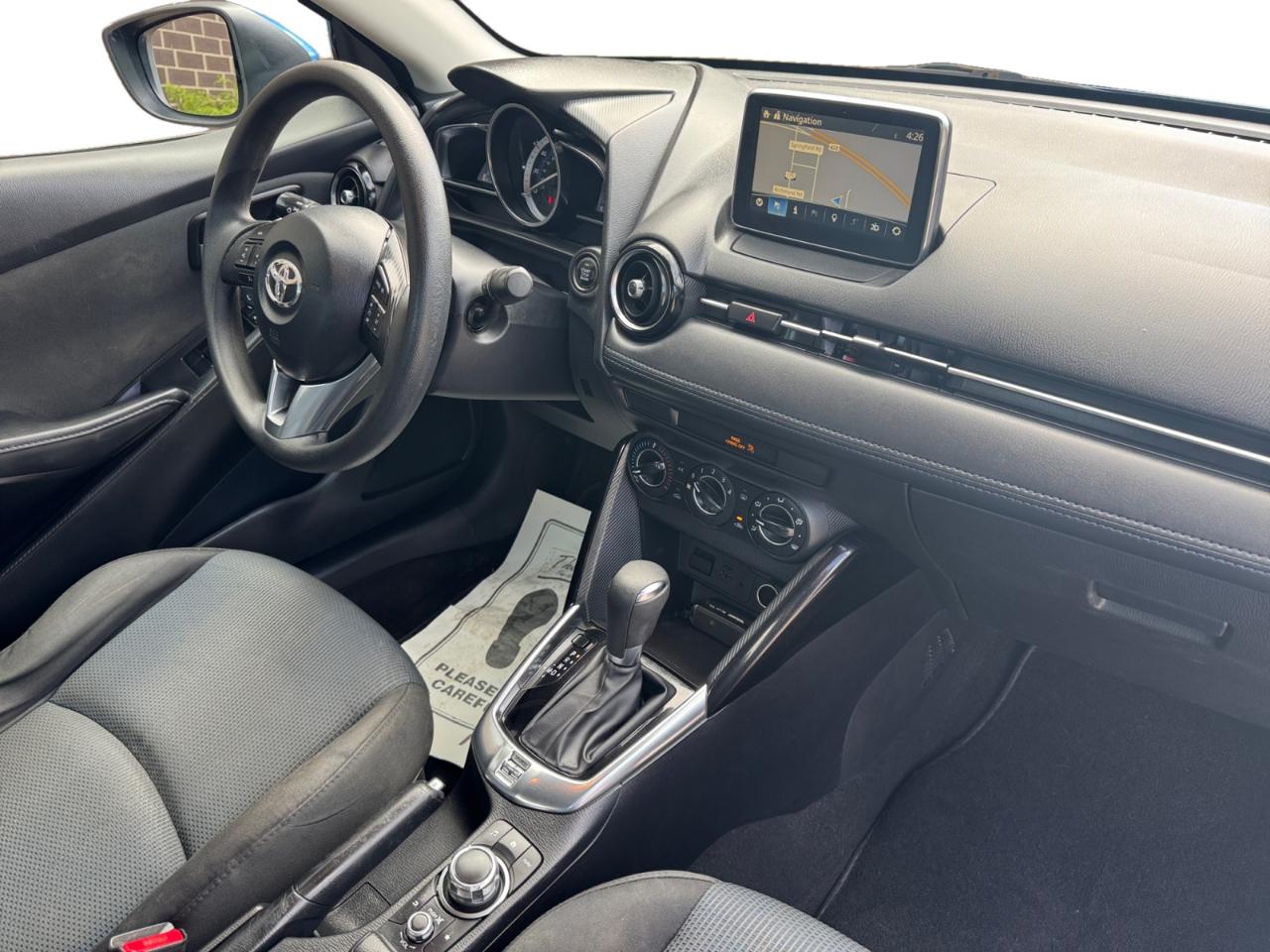 Toyota Yaris iA Auto (Natl) 2017