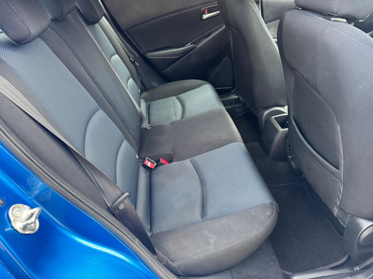 Toyota Yaris iA Auto (Natl) 2017