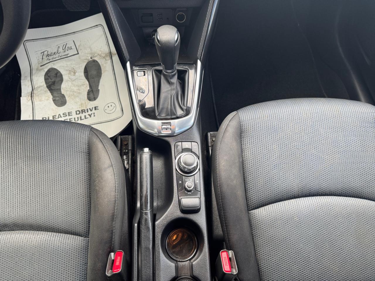 Toyota Yaris iA Auto (Natl) 2017