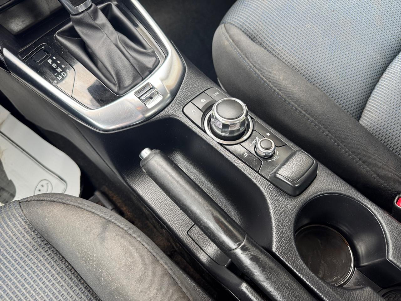 Toyota Yaris iA Auto (Natl) 2017