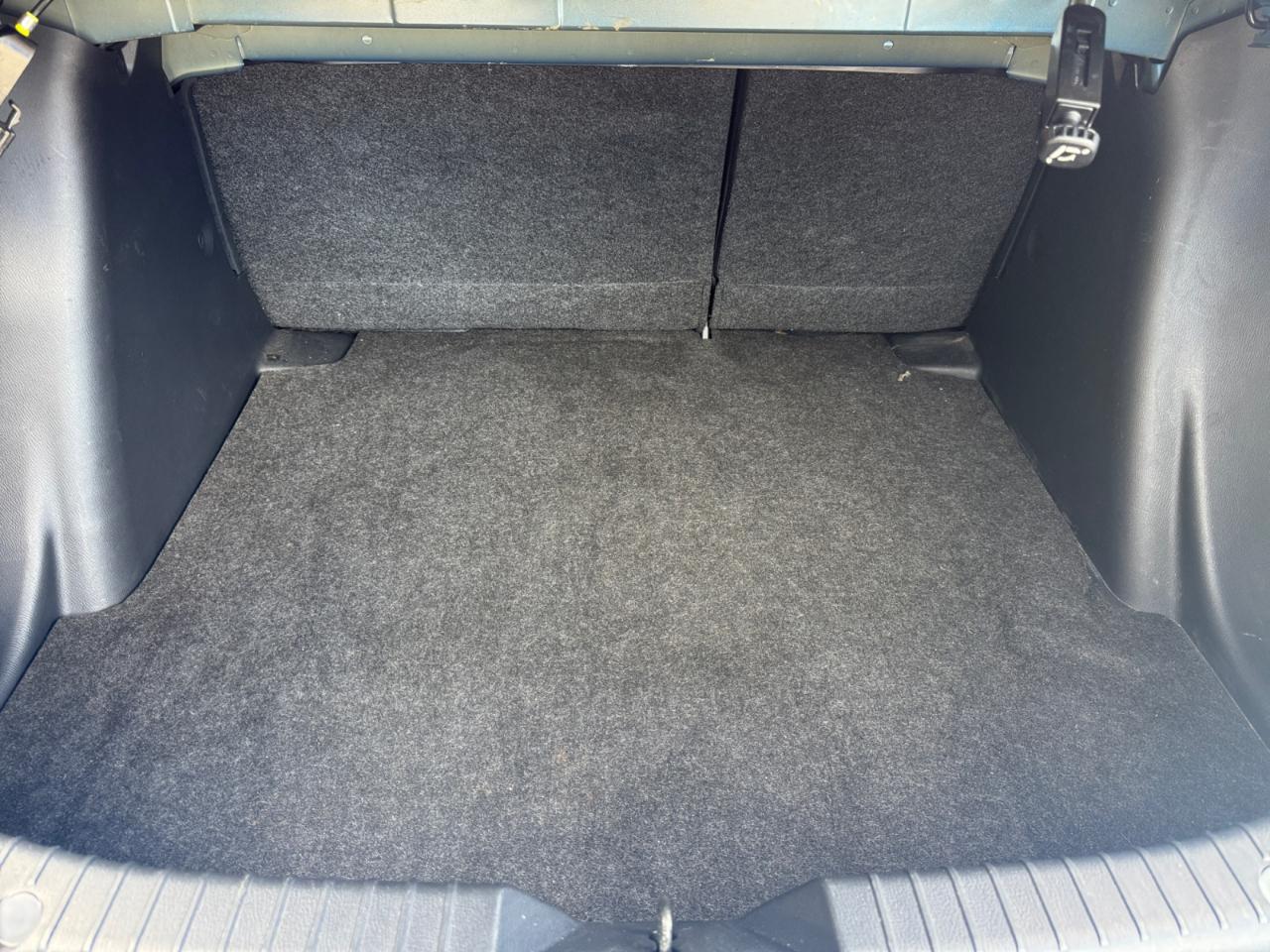 Toyota Yaris iA Auto (Natl) 2017