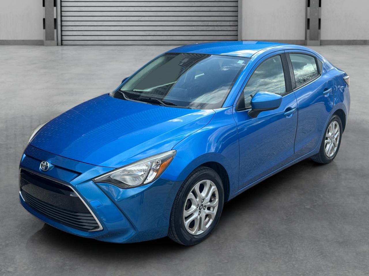 Toyota Yaris iA Auto (Natl) 2017