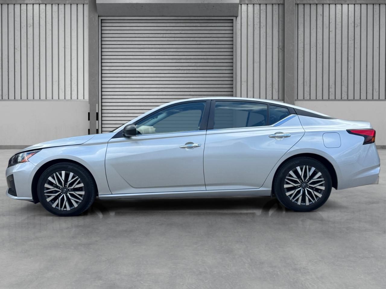 Nissan Altima 2.5 SV Sedan 2024