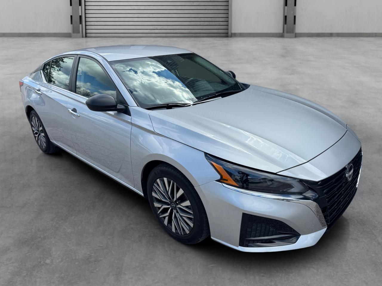 Nissan Altima 2.5 SV Sedan 2024