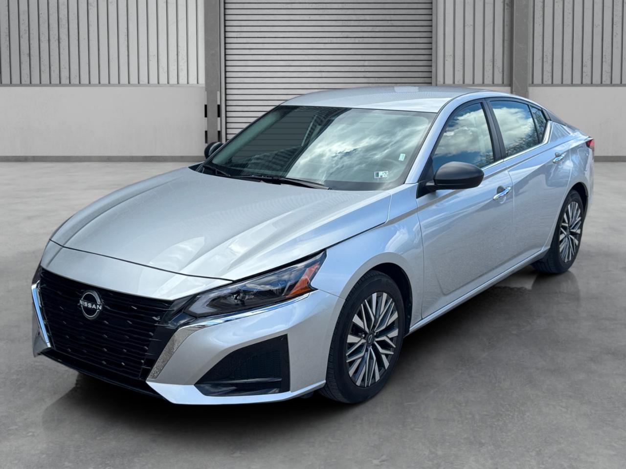 Nissan Altima 2.5 SV Sedan 2024