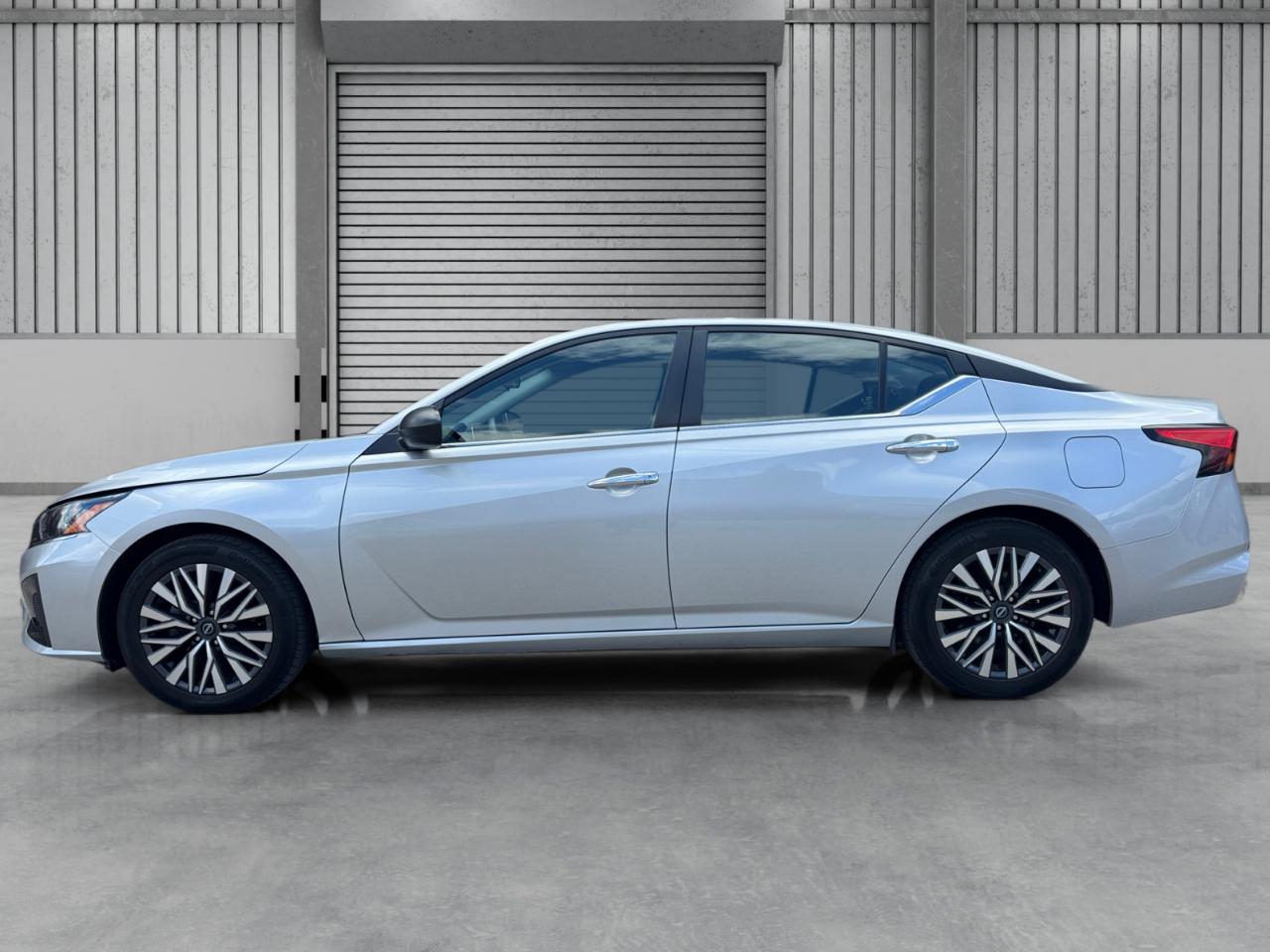 Nissan Altima 2.5 SV Sedan 2024