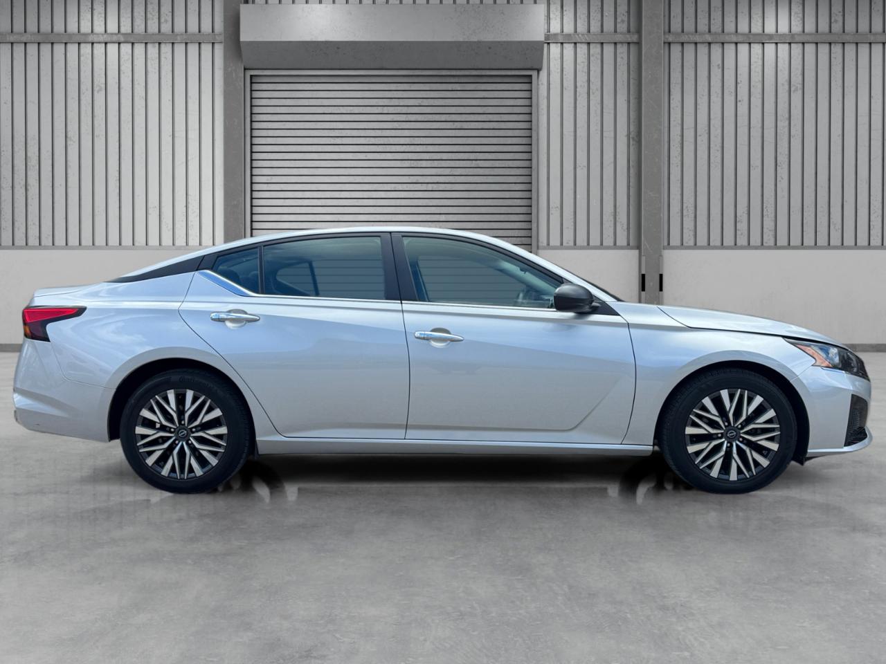 Nissan Altima 2.5 SV Sedan 2024