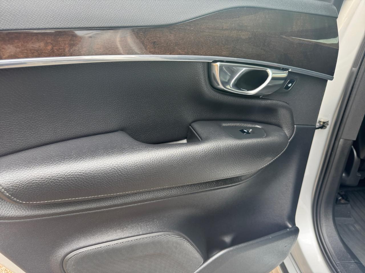 Volvo XC90 AWD 4dr T6 Momentum 2016