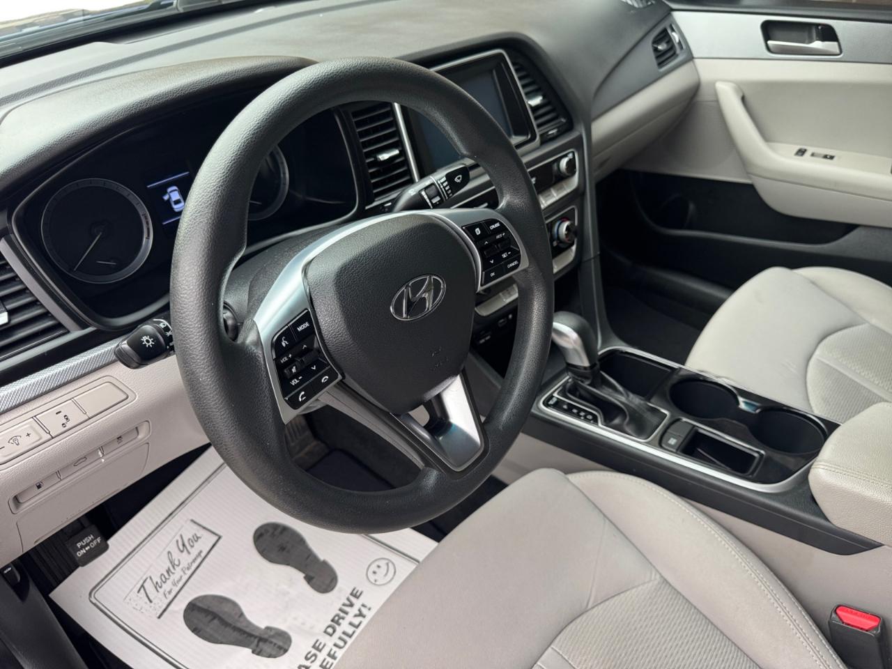 Hyundai Sonata SE 2.4L 2019