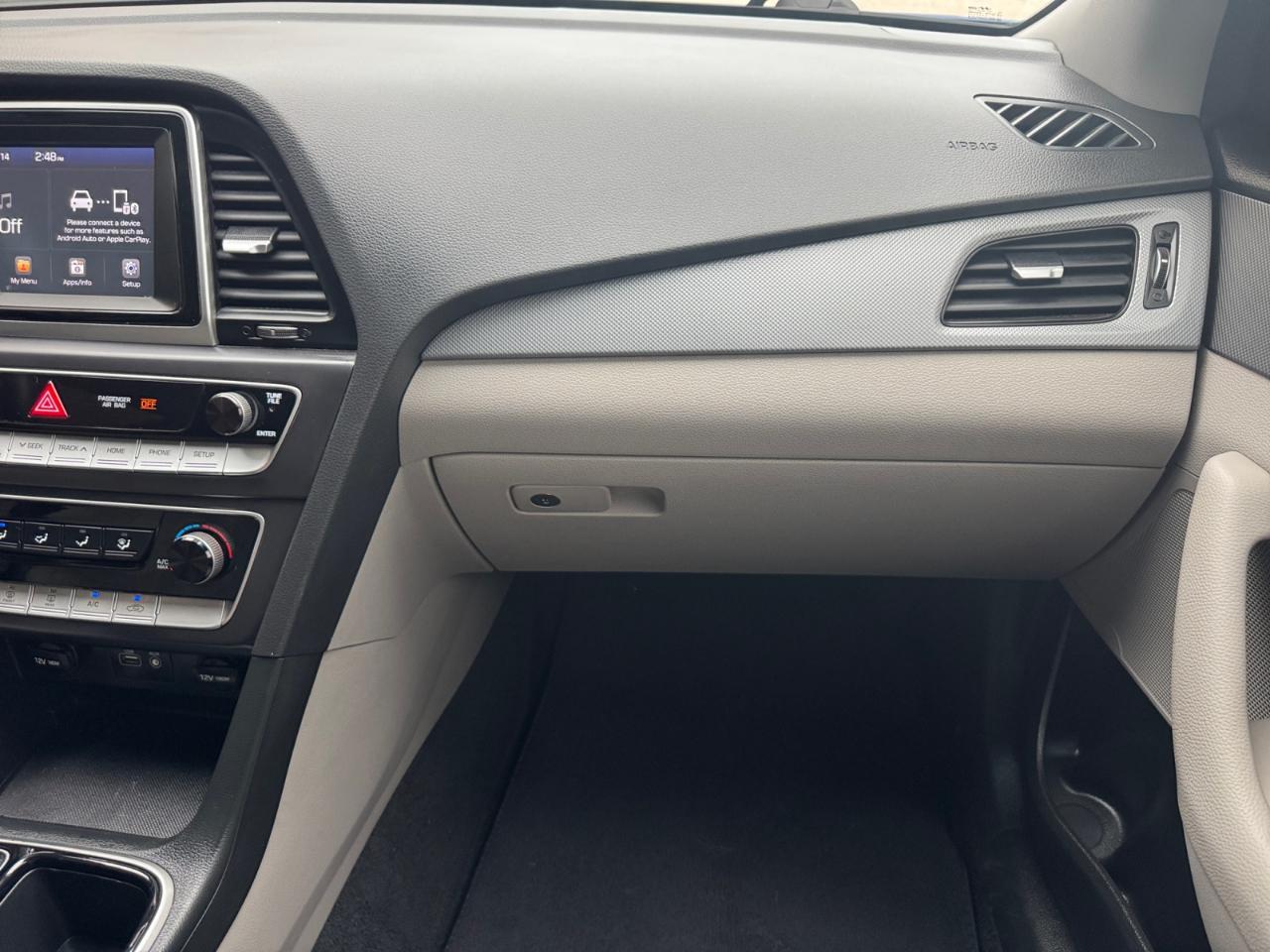 Hyundai Sonata SE 2.4L 2019