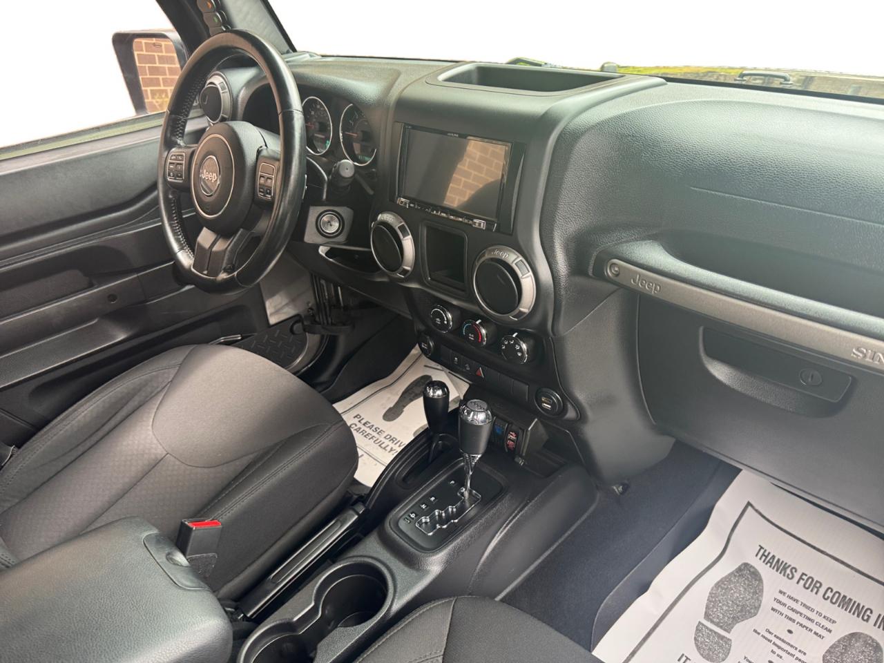 Jeep Wrangler Unlimited 4WD 4dr Sport 2016