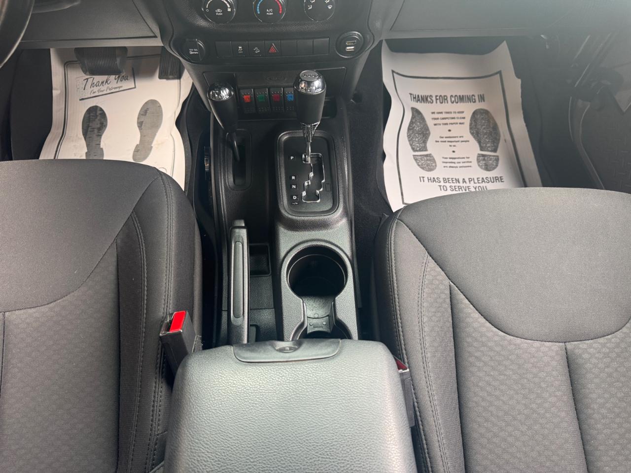 Jeep Wrangler Unlimited 4WD 4dr Sport 2016