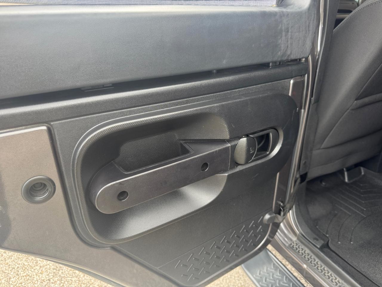 Jeep Wrangler Unlimited 4WD 4dr Sport 2016