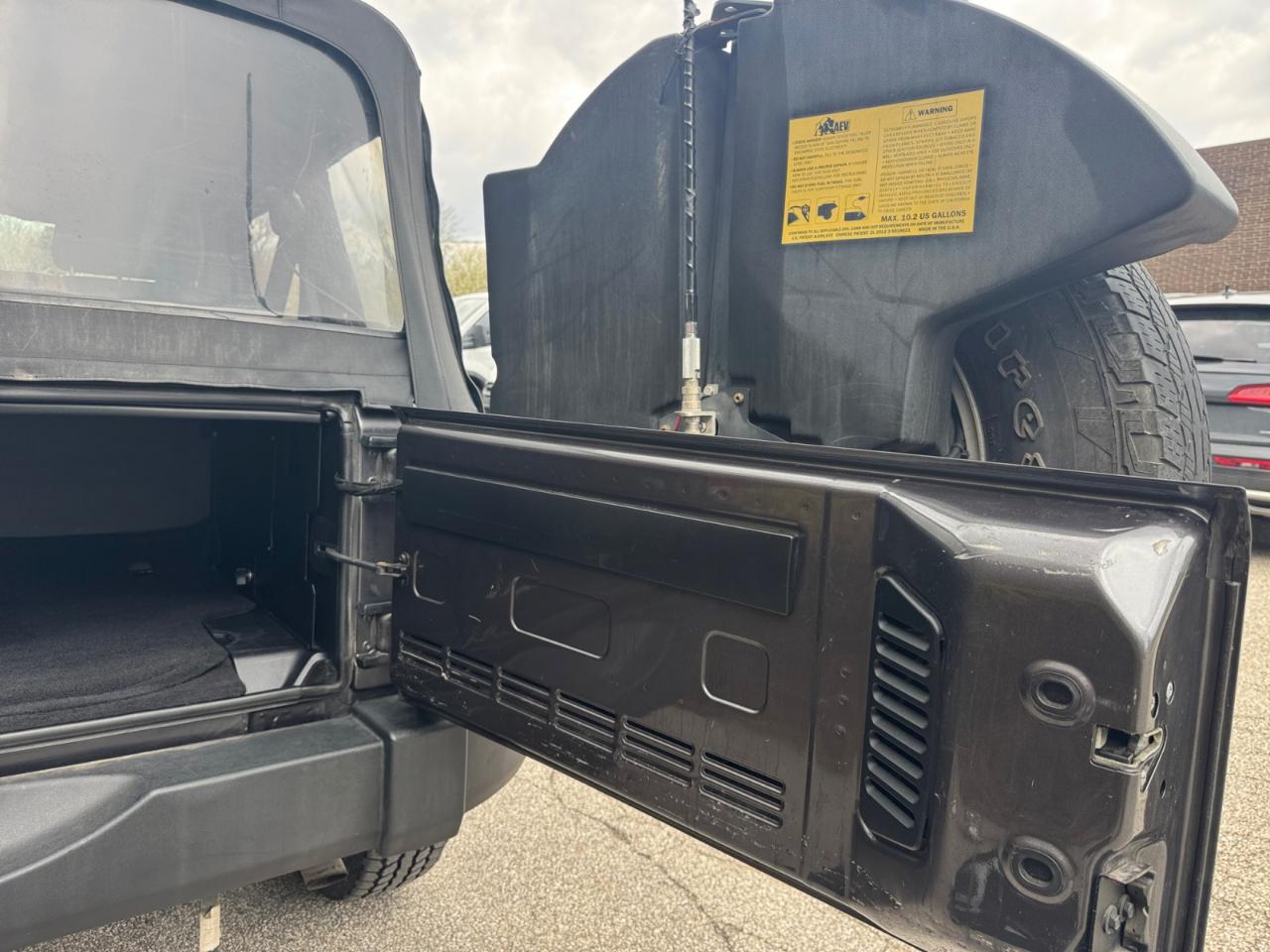 Jeep Wrangler Unlimited 4WD 4dr Sport 2016