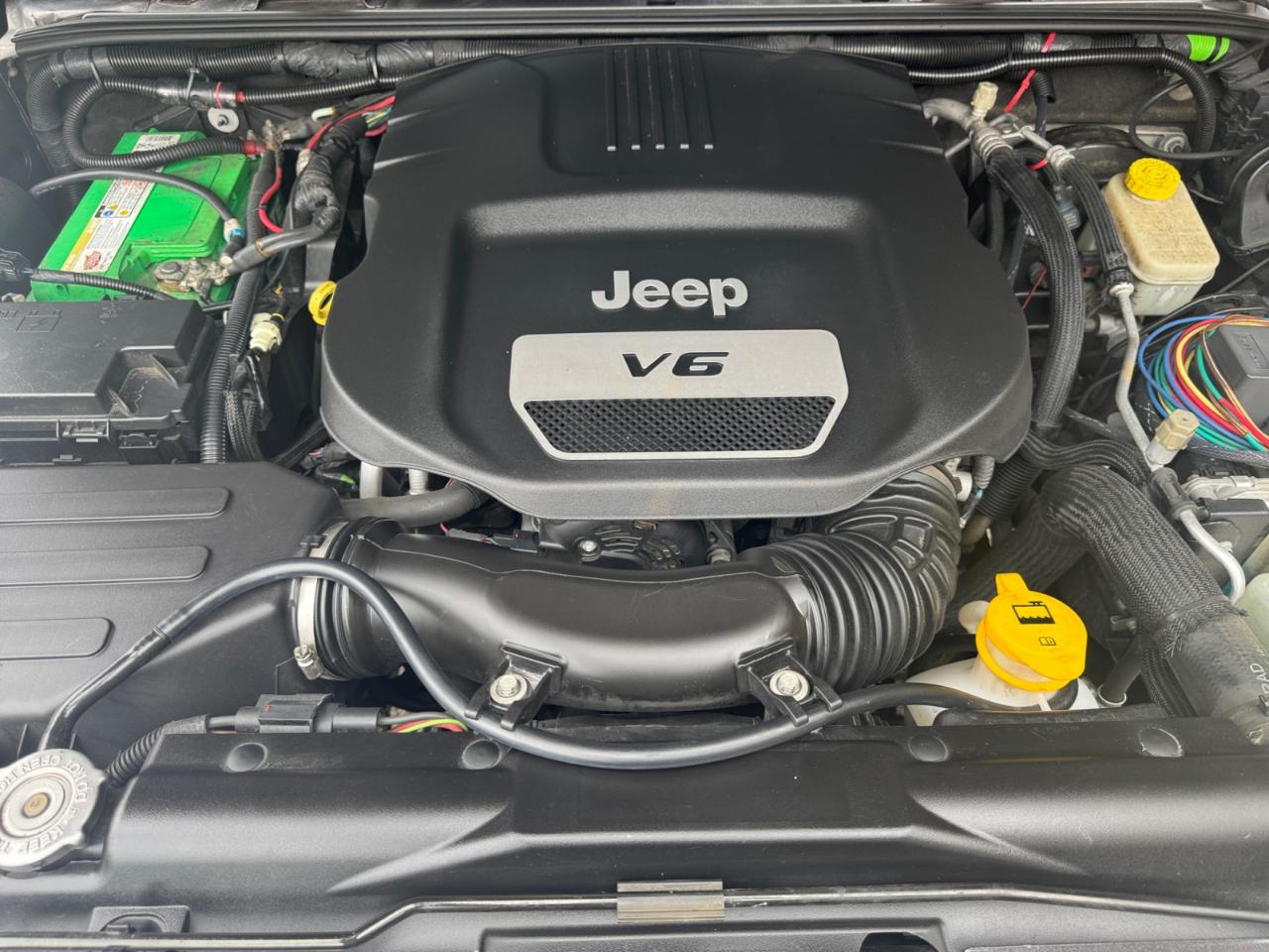 Jeep Wrangler Unlimited 4WD 4dr Sport 2016