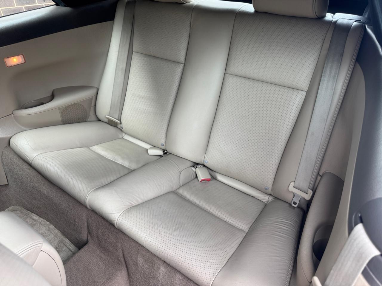 Toyota Camry Solara 2dr Conv SLE V6 Auto (Natl) 2004