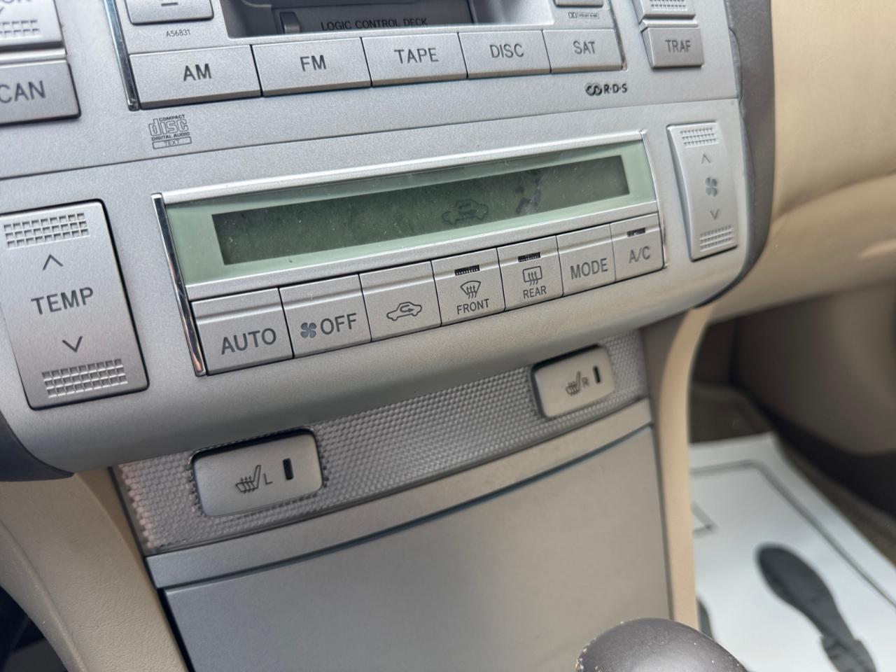 Toyota Camry Solara 2dr Conv SLE V6 Auto (Natl) 2004