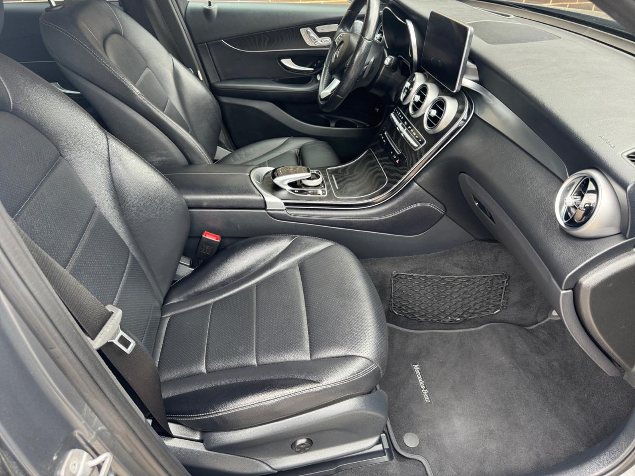 Mercedes-Benz GLC GLC 300 4MATIC SUV 2018