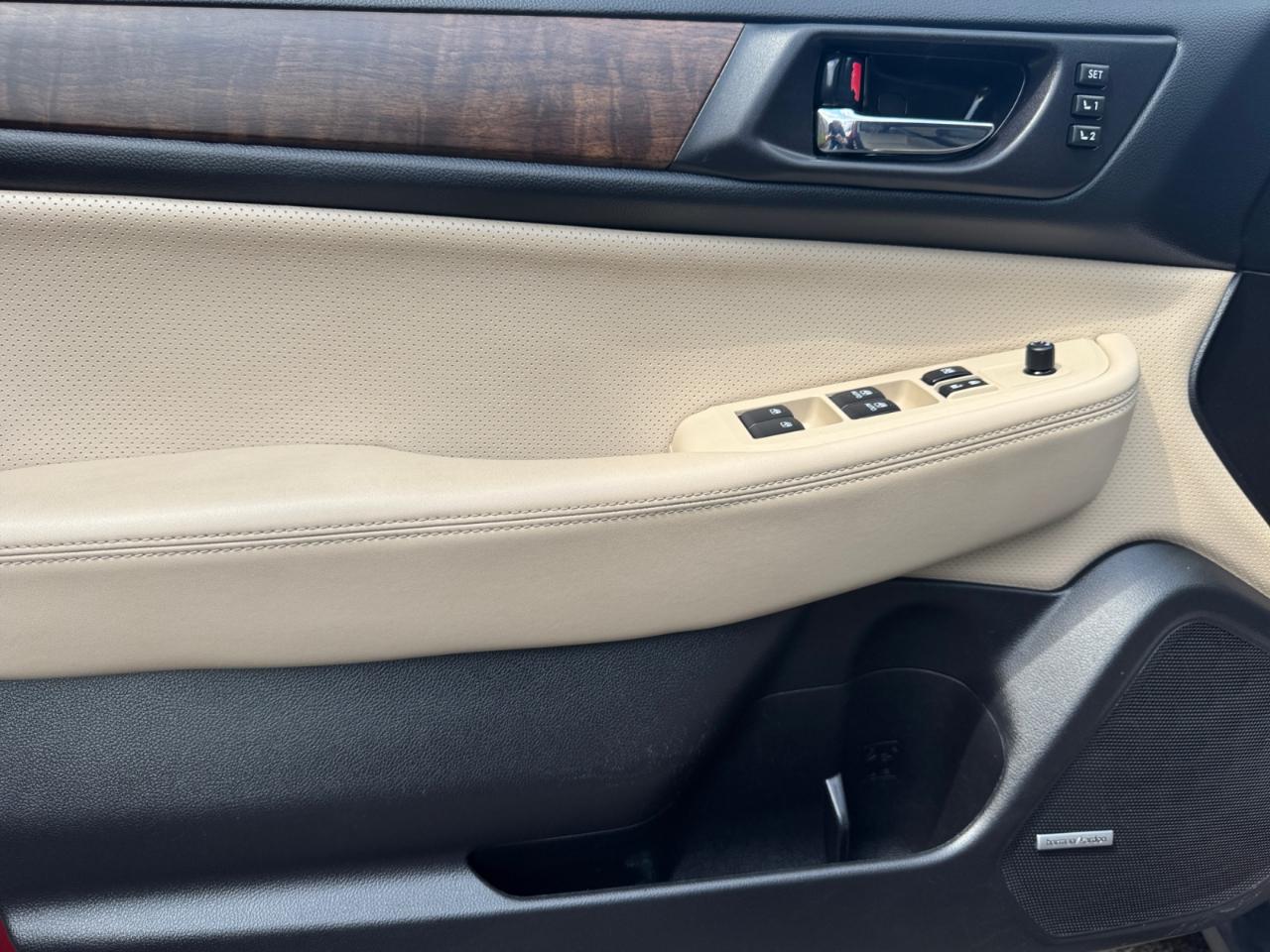 Subaru Outback 4dr Wgn 2.5i Limited 2016