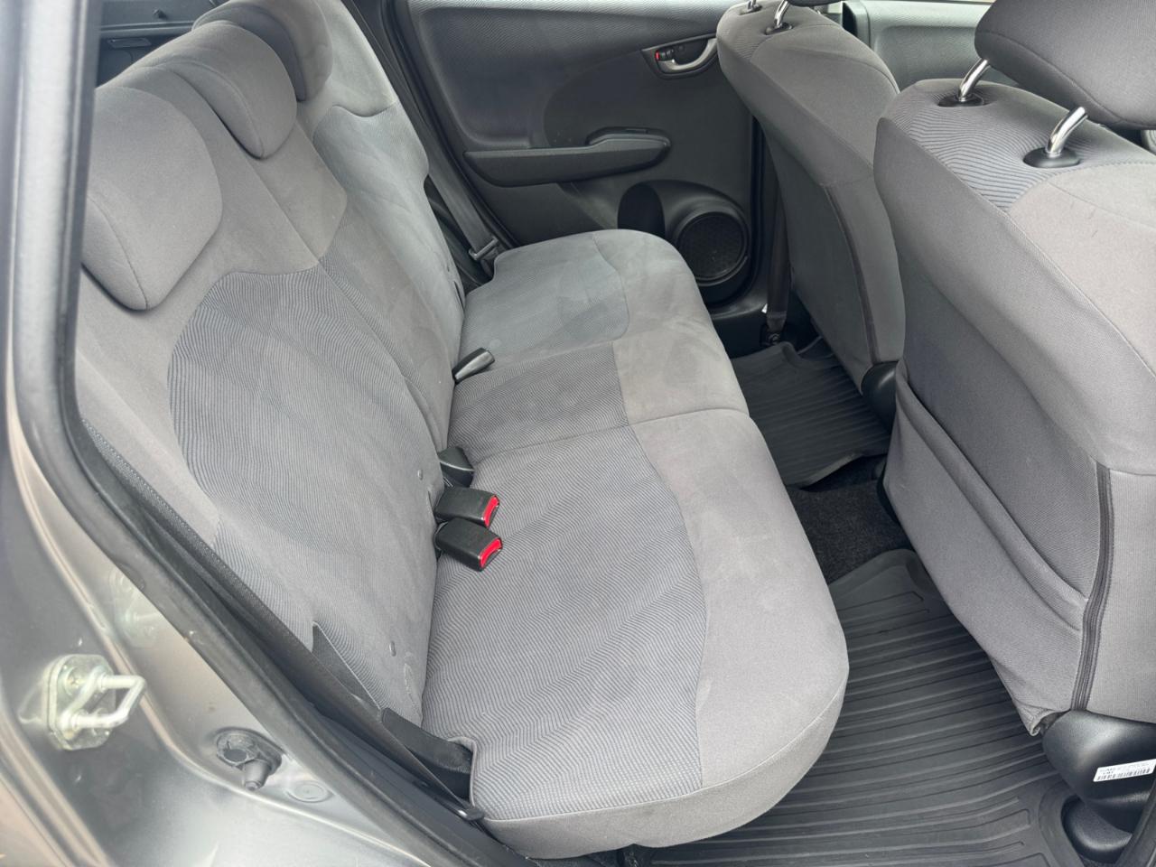 Honda Fit 5dr HB Man 2010