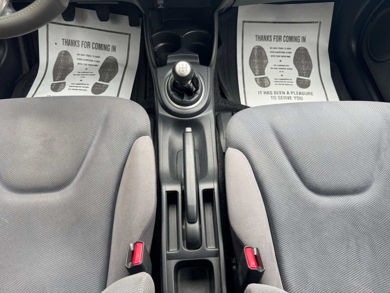 Honda Fit 5dr HB Man 2010