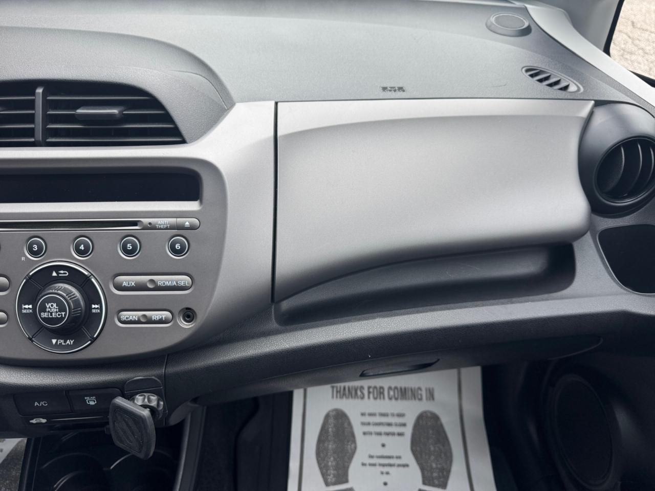 Honda Fit 5dr HB Man 2010