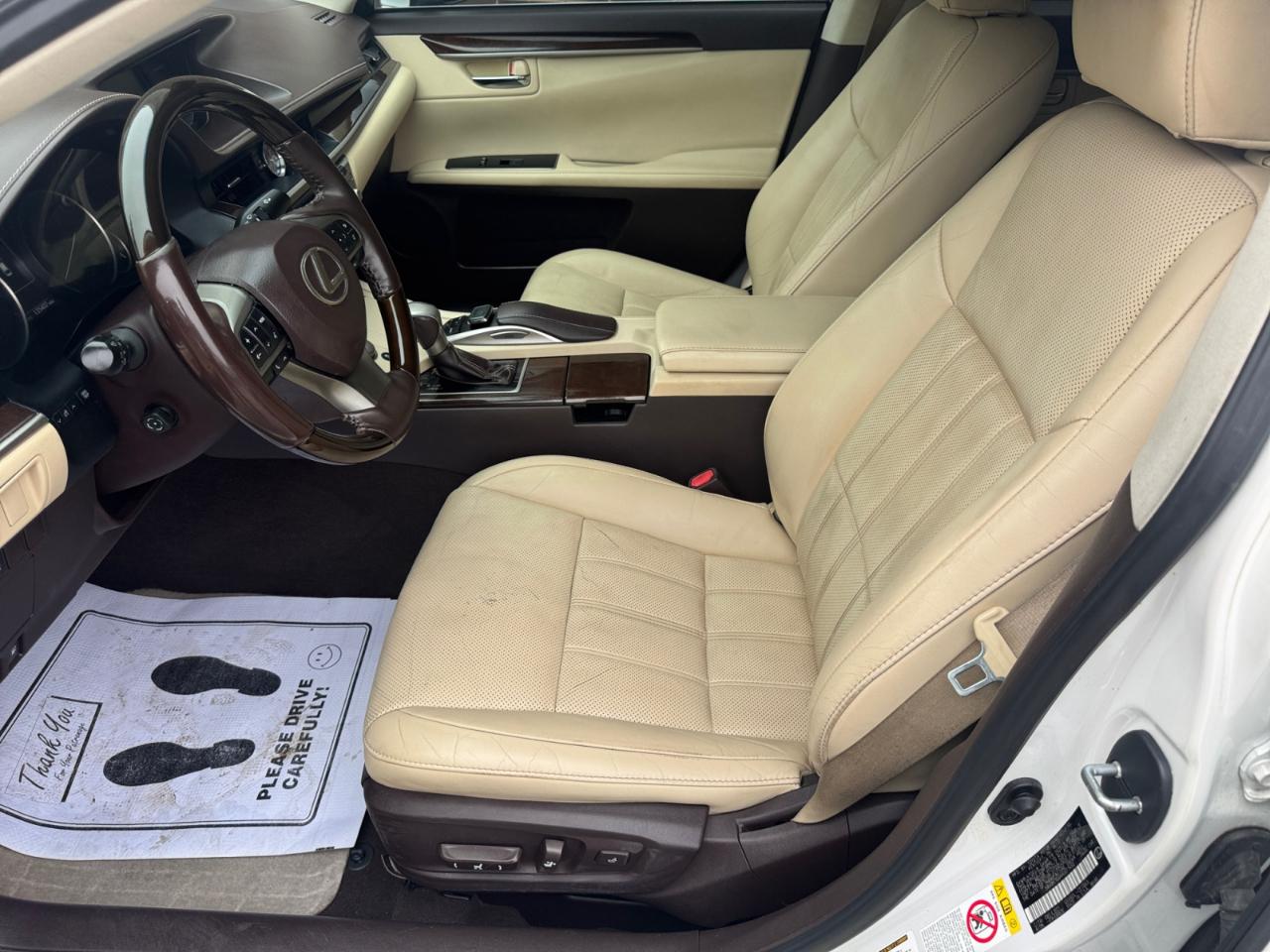 Lexus ES ES 350 FWD 2017