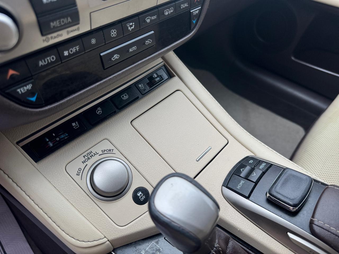 Lexus ES ES 350 FWD 2017