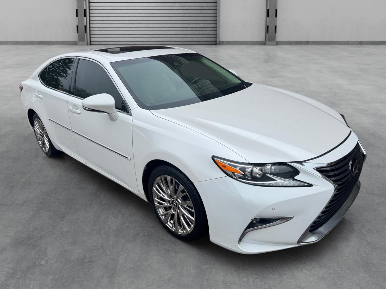 Lexus ES ES 350 FWD 2017