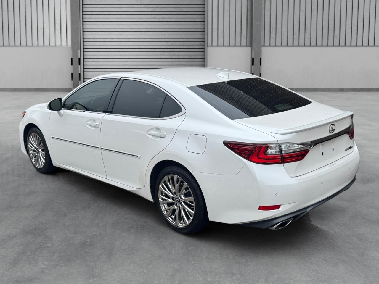 Lexus ES ES 350 FWD 2017