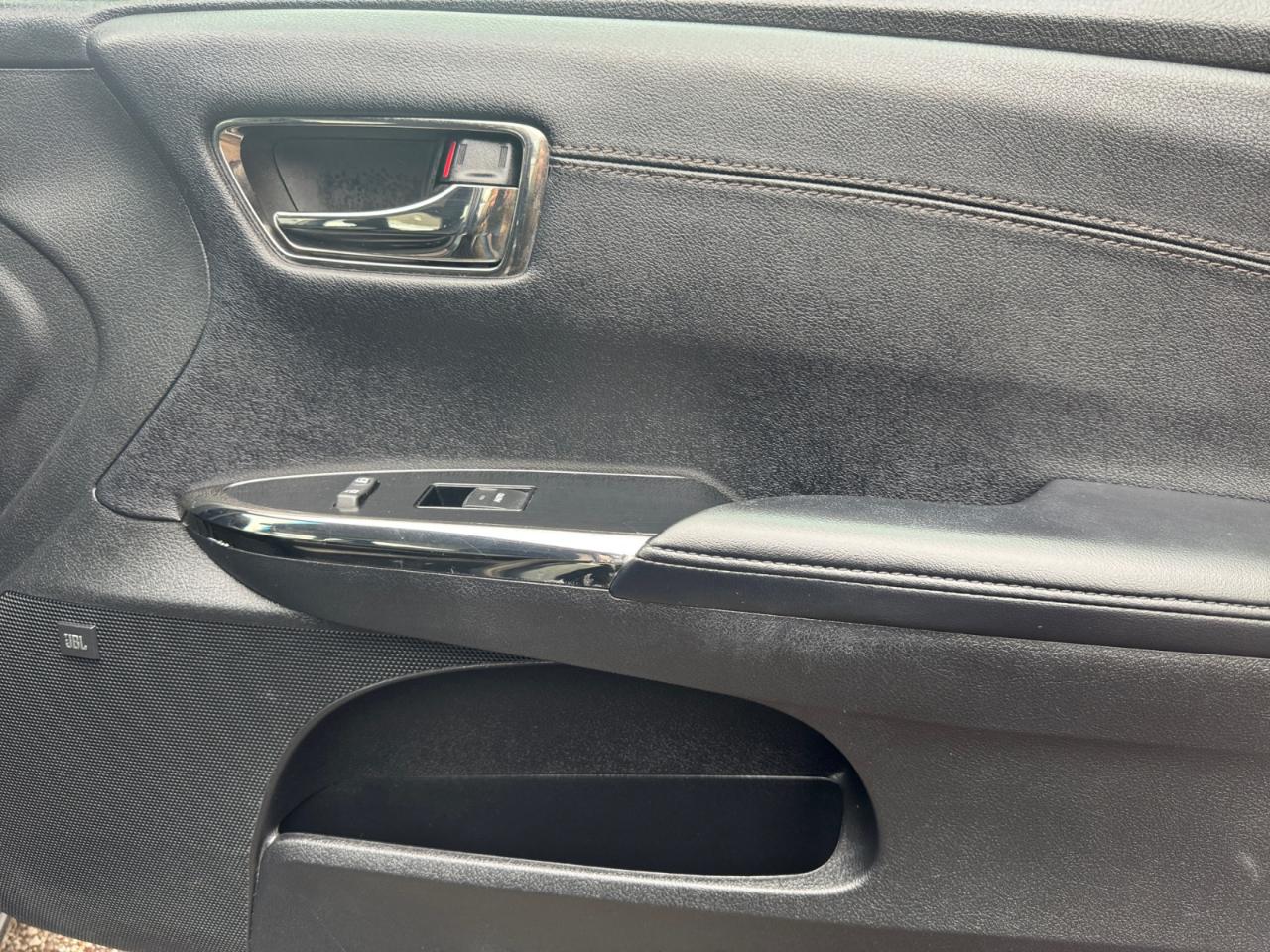 Toyota Avalon 4dr Sdn Limited (Natl) 2016