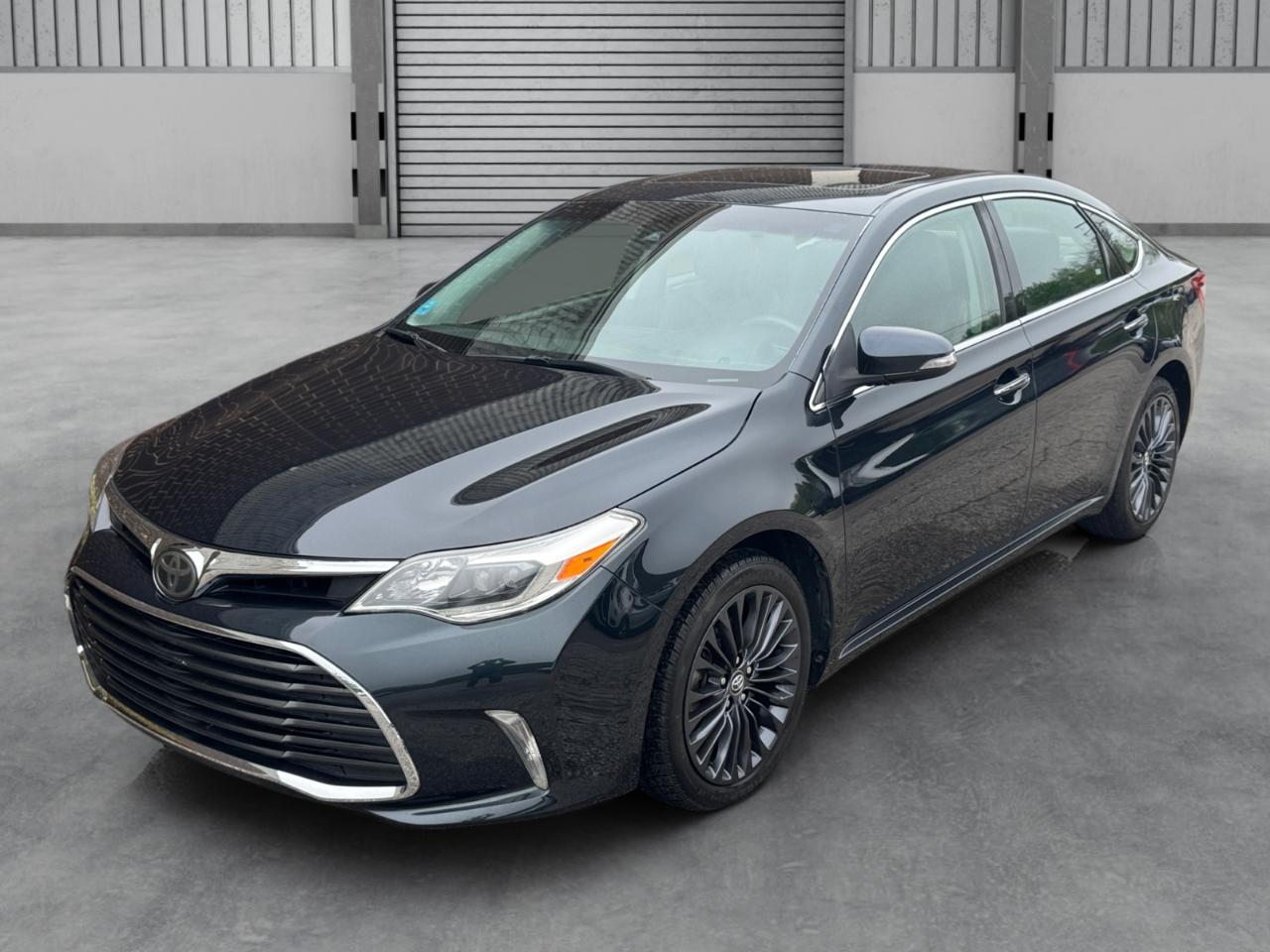 Toyota Avalon 4dr Sdn Limited (Natl) 2016