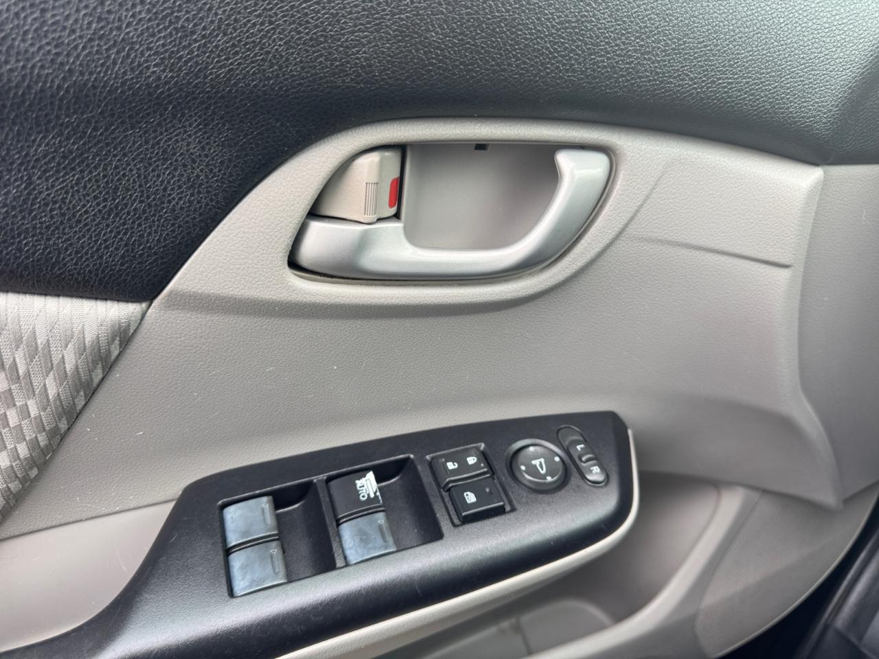 Honda Civic Sedan 4dr CVT LX 2014