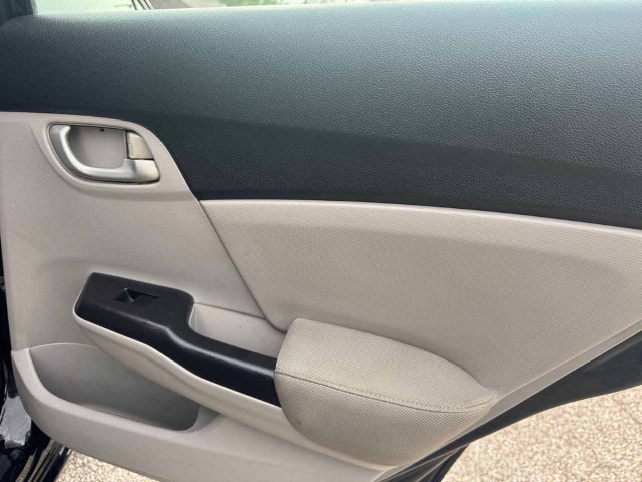Honda Civic Sedan 4dr CVT LX 2014