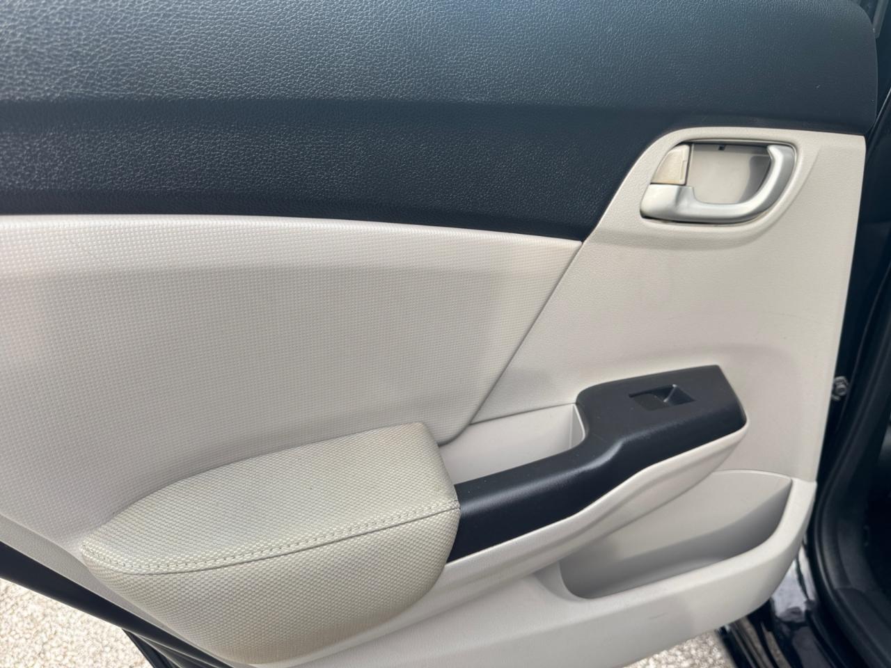 Honda Civic Sedan 4dr CVT LX 2014