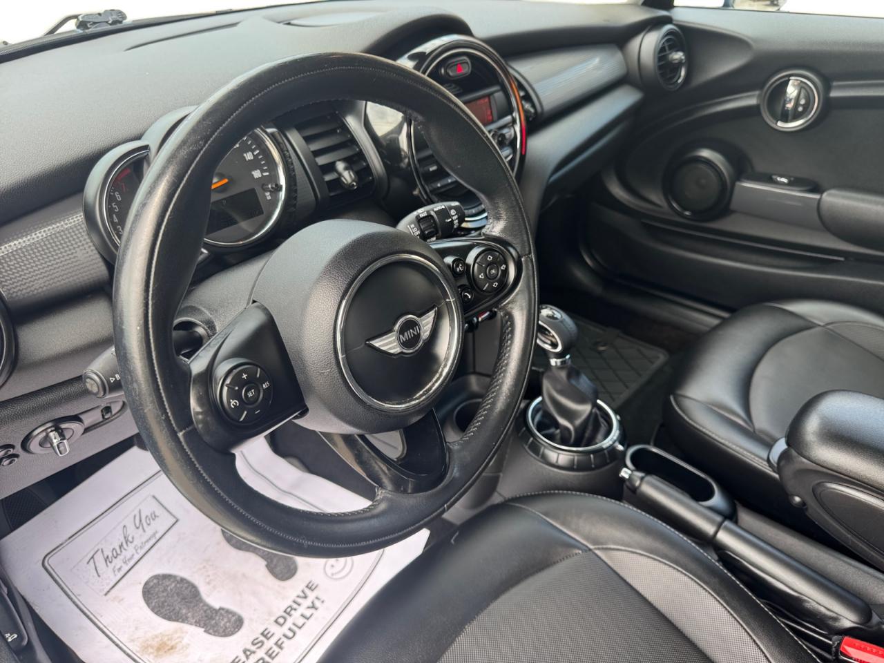 MINI Cooper Hardtop 2dr HB 2015