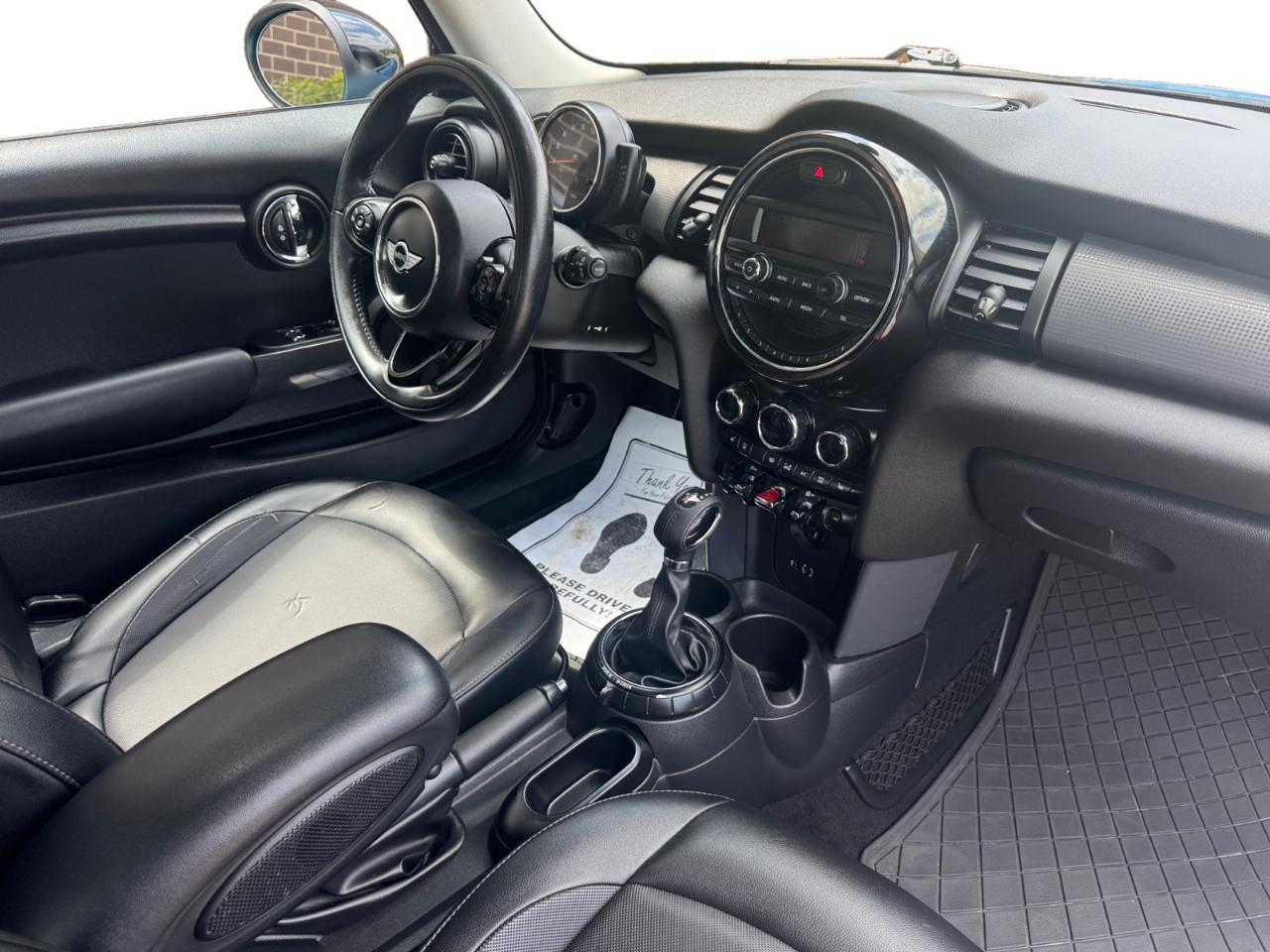MINI Cooper Hardtop 2dr HB 2015