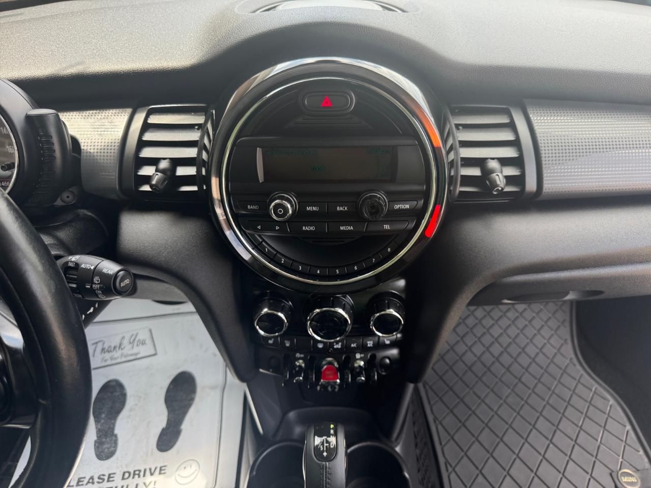 MINI Cooper Hardtop 2dr HB 2015