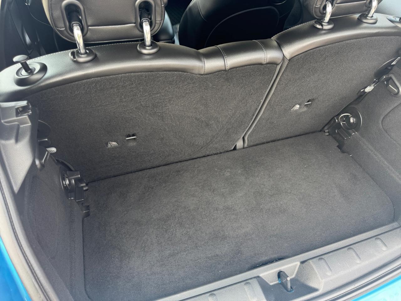 MINI Cooper Hardtop 2dr HB 2015