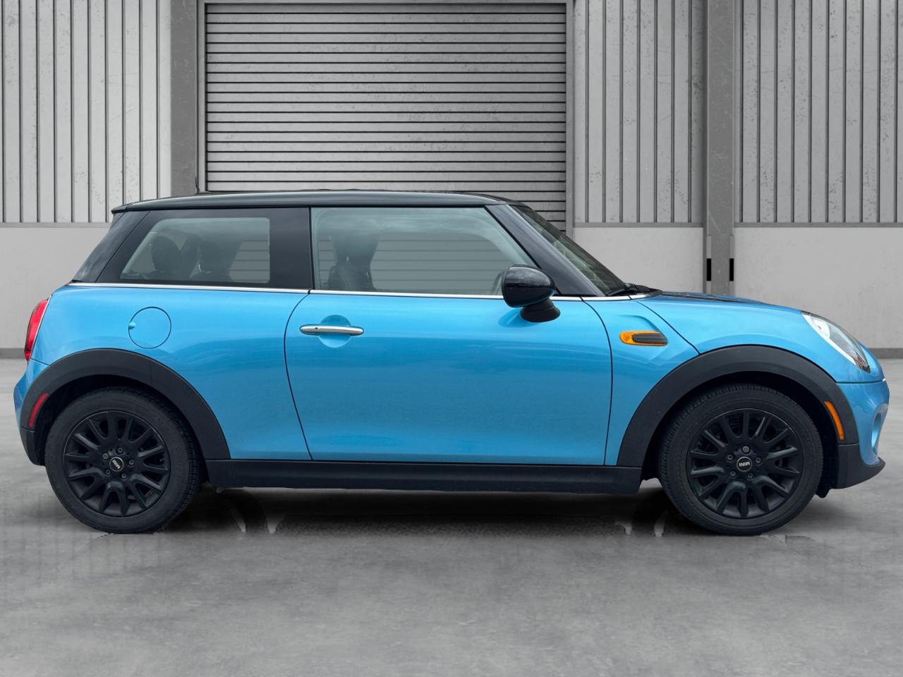 MINI Cooper Hardtop 2dr HB 2015