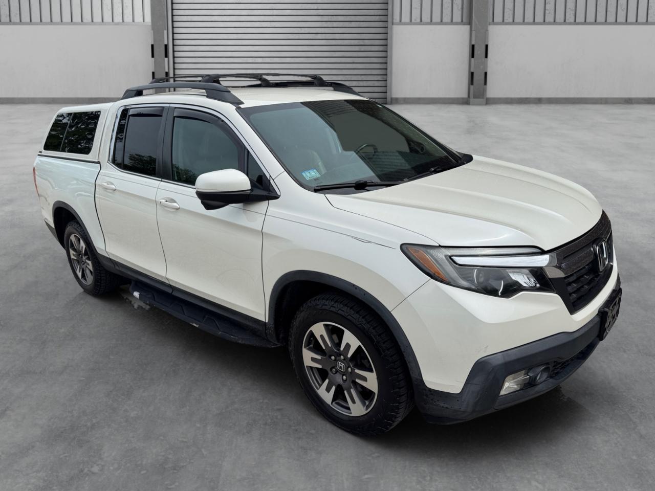 Honda Ridgeline RTL-T 4x4 Crew Cab 5.3' Bed 2017