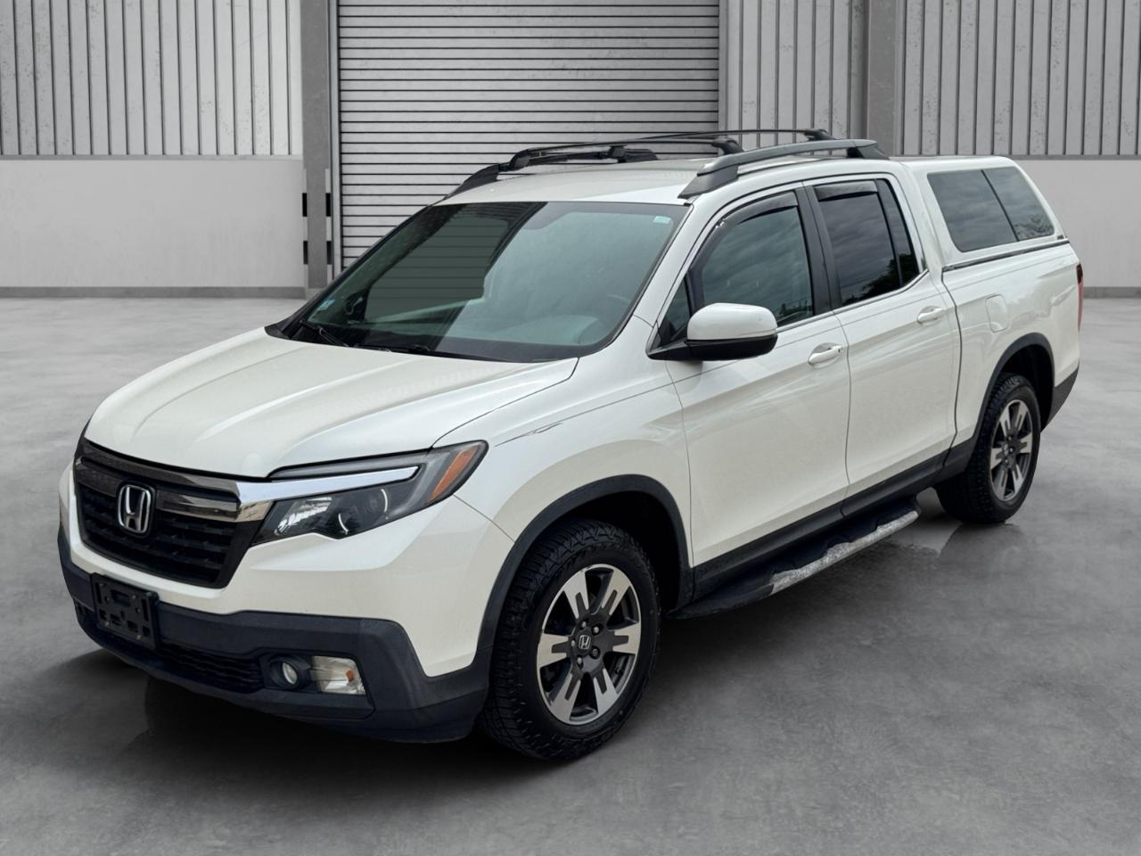 Honda Ridgeline RTL-T 4x4 Crew Cab 5.3' Bed 2017