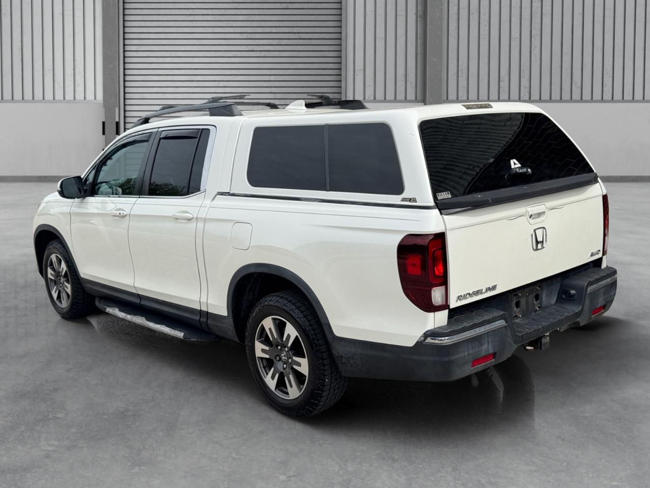 Honda Ridgeline RTL-T 4x4 Crew Cab 5.3' Bed 2017