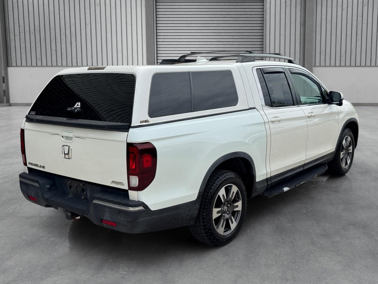 Honda Ridgeline RTL-T 4x4 Crew Cab 5.3' Bed 2017