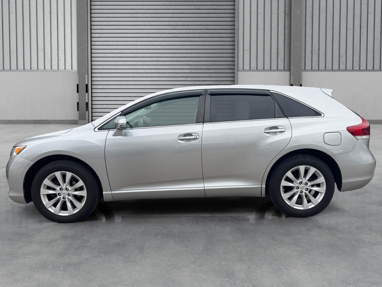 Toyota Venza 4dr Wgn I4 FWD XLE (Natl) 2015